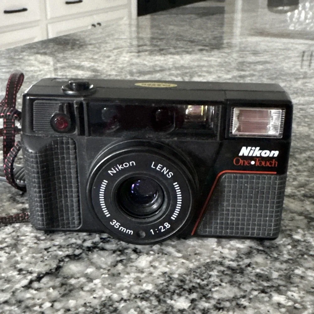 Nikon One Touch Japan L35AF2 35mm Point & Shoot Film Camera Tested Works